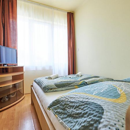 Ada 2 Apartmanhaz Гайдусобосло Екстер'єр фото