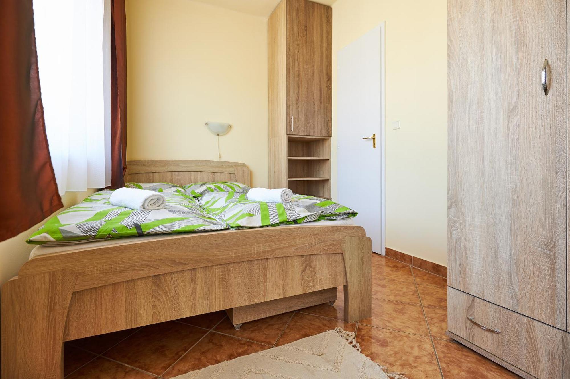 Ada 2 Apartmanhaz Гайдусобосло Екстер'єр фото